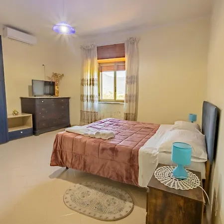 Casa Capozzoli * Albanella